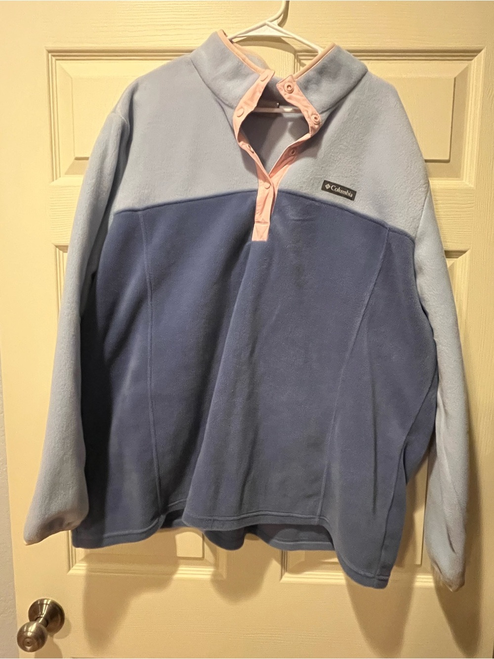 Columbia Women’s Two-Tone Blue and Pink Fleece Snap-Front Pullover
